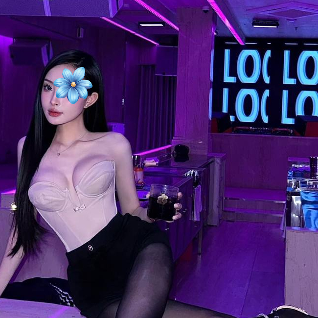 Bích Tuyền - Gái gọi bar Hưng Hòa nhiệt tình với khách