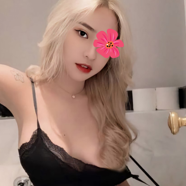 Bảo Ngọc - Bé teen Long Tân xinh xắn vú to