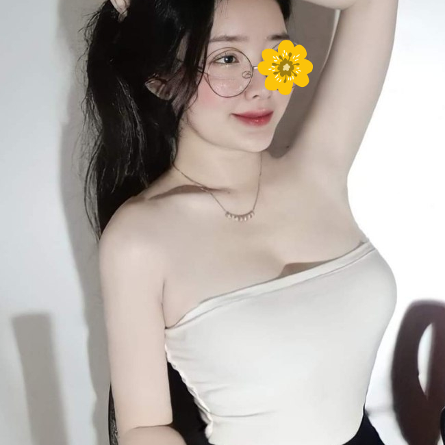 Trúc Ly - Gái ngành Dĩ An trắng trẻo ngọt nước